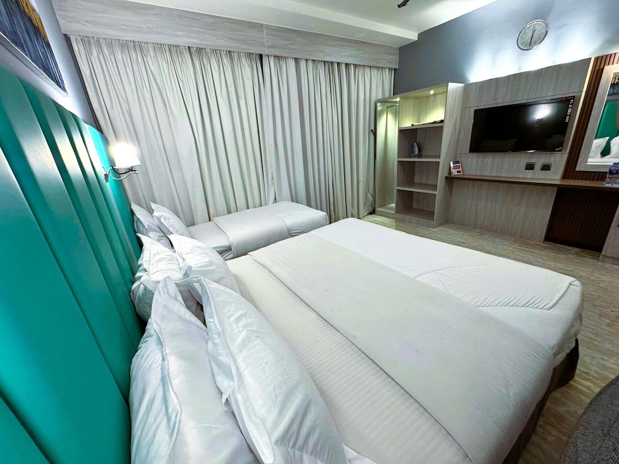 Hafez Hotel Apartments - Al Ras Metro Station Dubaj Zewnętrze zdjęcie